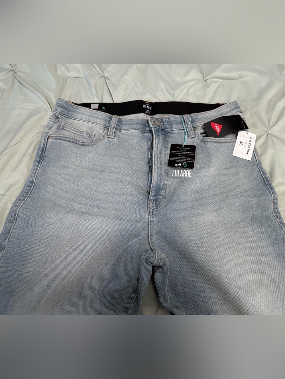 LuLaRoe women's Light Wash flare Blue Jeans